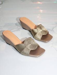 金属金色编织扭结坡跟穆勒鞋 女士方头编织带缎面坡跟凉鞋 - 金色 - 查看 3