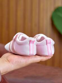 柔软舒适的婴儿鞋，适合0-1岁女童，春秋季休闲幼儿运动鞋。 - 粉色 - 查看 6
