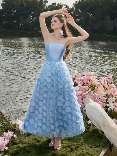 Faeriesty 优雅的无肩带A字连衣裙，饰有花卉图案，适合婚礼宾客、浪漫摄影、新娘写真、花园仪式和周年庆典。