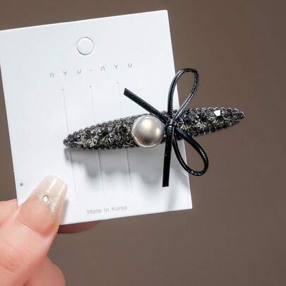 1pc Shiny Elegant PU Leather Bow Hair Clip, Sweet Duck Clip For Daily Wear