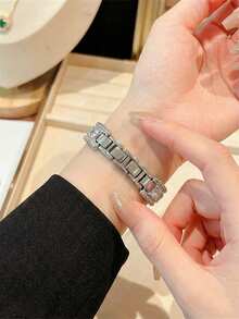 Compatible With Apple Watch Burgundy Unique Heart Leather Strap For Ultra/SE 2/SE 1/Series 11/10/9/8/7/6/5/4/3/2/1, 38/40/41/42/44/45/46/49mm - Silver - View 4