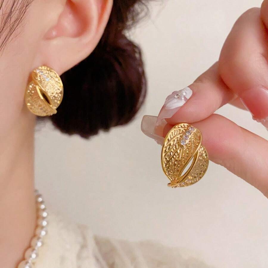 Exaggerated Rhinestone Metal Leaf Stud Earrings, European And American Fashion Unique Design Elegant Earrings For Women - Gold - View 1