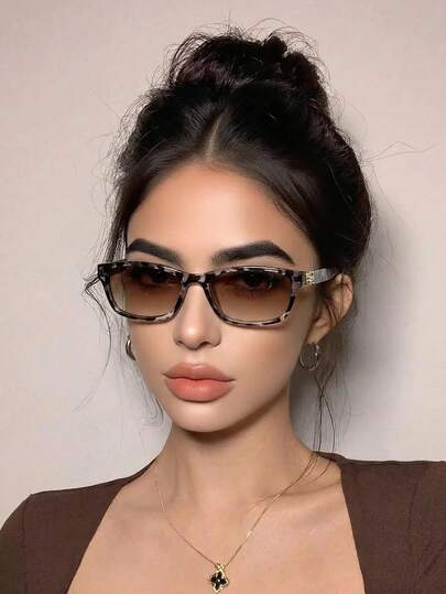 Gafas de sol con estampado de leopardo, gafas de moda con montura rectangular pequeña de plástico de estilo retro, para uso casual, viajes, playa y vacaciones de verano, protección UV para conducir, unisex