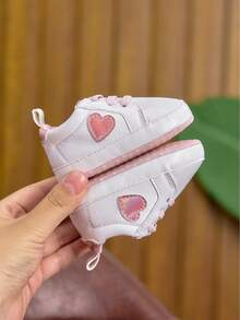 心形图案休闲软底婴儿鞋，适合春、夏、秋、冬四季室内外穿着，0-1岁幼儿适用 - 粉色 - 查看 5