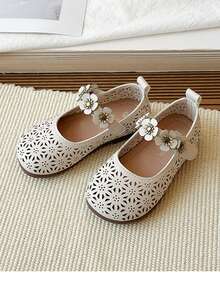 1双镂空时尚经典休闲鞋，系带休闲优雅校园男女童鞋，透气防滑，适合春、夏、秋季穿着，易穿易搭配 - 白色 - 查看 18