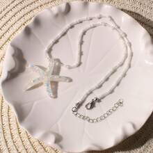 1pc Summer Ocean Style Resin Starfish Necklace, Iridescent Resin Pendant + Seed Bead Chain, Blue & White Ombre Fresh Vacation Vibe Choker Necklace, Unique Design Teenage Girl Jewelry - Starfish - View 8