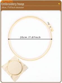 一套DIY手工刺绣戳绣套装，包含：1块戳绣布、1块绣布、1个绣绷、3根可替换戳针、16根绣针、1把剪刀、9根金属线针、1个针盒、1支记号笔、1个随机颜色雪花穿线器。 - A - 查看 5