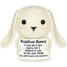 一只手工钩织的兔子虽然很小，却传递着巨大的节日希望信息：“我相信你！” 欢快的圣诞系列在整个节日期间传播热情、舒适和情感上的温暖。 - 彩色 - 查看 1