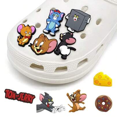 TOM AND JERRY. トムとジェリー シューチャーム PVCキャラクター マウス ネコ ジェリー デコレーション 卸売
