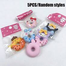SANRIO 5个装甜甜圈橡皮擦，造型创意十足，令人惊喜。是学生返校必备的文具，男女生皆宜。也是节日和派对上的绝佳小礼物和奖励。文具（款式随机） - 彩色 - 查看 6