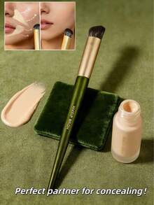 OEIEZ Pincel angular para corrector | Corrección, contorneado y fijación del área del ojo | Acabado sin rayas y uniforme | Funciona con correctores líquidos, en crema y en polvo | Cerdas sintéticas suaves y densas - Verde Oliva - Ver 4