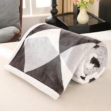 1pc Black & White Plaid Flannel Blanket, Thick & Warm Soft Fuzzy Blanket, Machine Washable, Suitable For Home, Bedroom, Office, Camping & Travel, All Seasons - Black and White - View 5