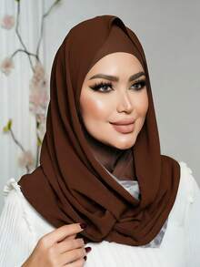 1件装女士纯色简约百搭穆斯林速戴头巾,套头式设计,方便快捷佩戴,纯色简约休闲优雅经典百搭,内置雪纺围巾,柔软雪纺面料,舒适透气,适合日常佩戴。 - instant hijab - 查看 14