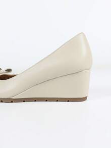 Women's Fashion Wedge Heel Soft Comfortable Pointed Toe High Heels - Beige - View 9