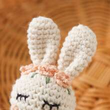 手工编织花朵兔子摇铃，婴儿摇铃，抓握玩具，内置铃铛，3D可爱造型，细节精致，吸引宝宝注意力，训练宝宝听力，完美的生日、万圣节、圣诞节宝宝礼物 - 彩色 - 查看 9