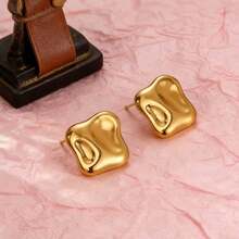 A Pair Of Unevenly Shaped Golden Thick Women's Earrings With A 14K Gold Plating - Fashionable Jewelry With Unique Geometric Design, Exquisite And Elegant Earrings, Suitable For Daily Casual Wear, The Best Gift - Gold - View 3