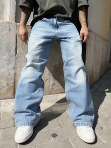 Men's Loose Straight Leg Faded Washed Denim Jeans, Casual Street Style, Suitable For All Seasons - Light Wash - View 2