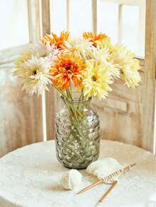 4 PIEZAS La flor artificial Gerbera es flexible y resistente al color, hecha de tela de seda, lo que la convierte en una opción ideal para paredes de flores DIY y decoraciones de escena. Estilo minimalista moderno, múltiples colores para elegir, cabezas de flores redondas - perfectas para jarrones de sala de estar y dormitorio, bodas, fiestas, decoración del hogar, decoración de escritorio y decoración de habitaciones festivas, decoración de primavera. - Multicolor - Ver 8