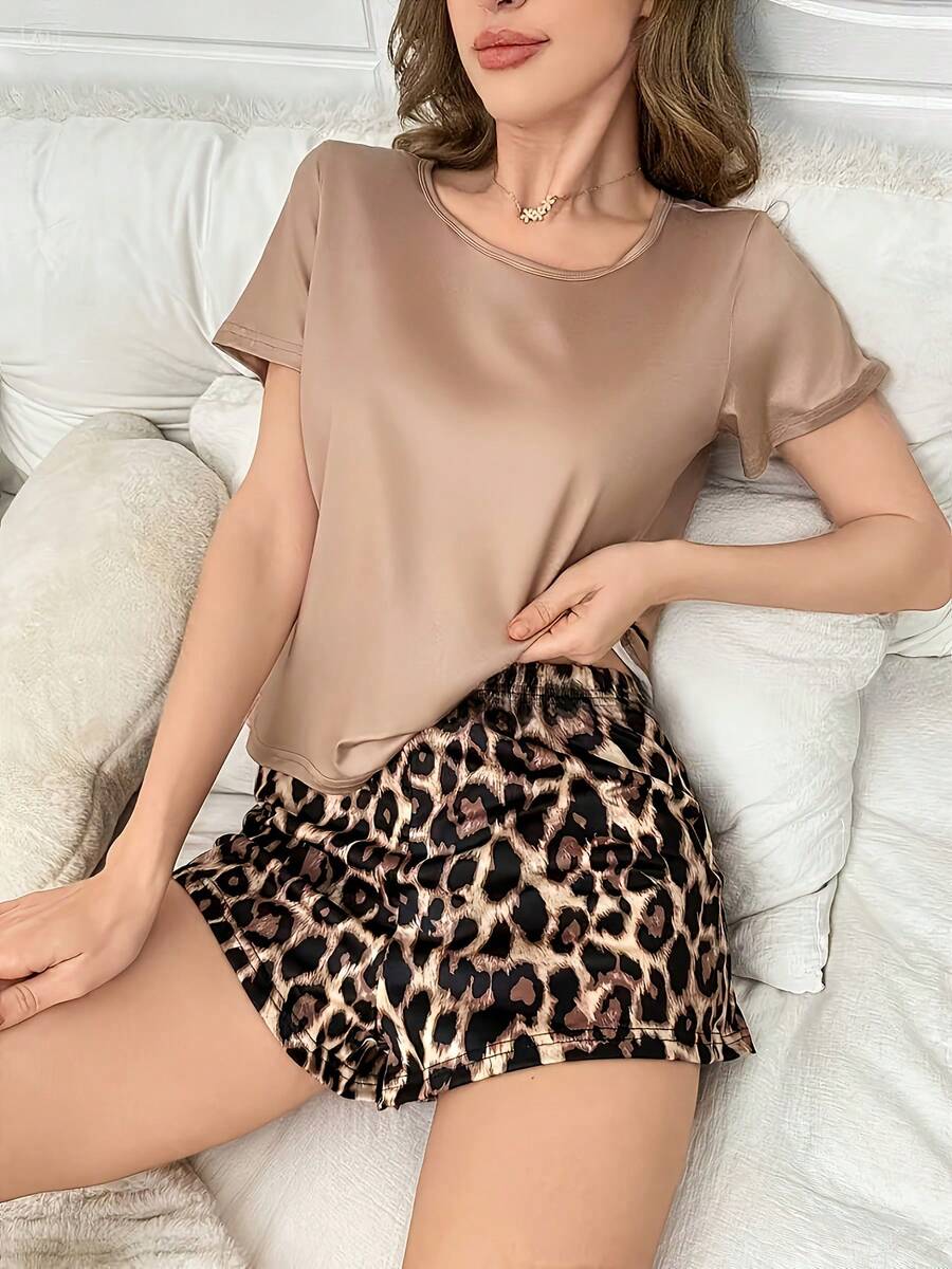 Brown Short Sleeve Top And Leopard Print Shorts 2 Pieces Pajama Set For Women - Brown - View 1