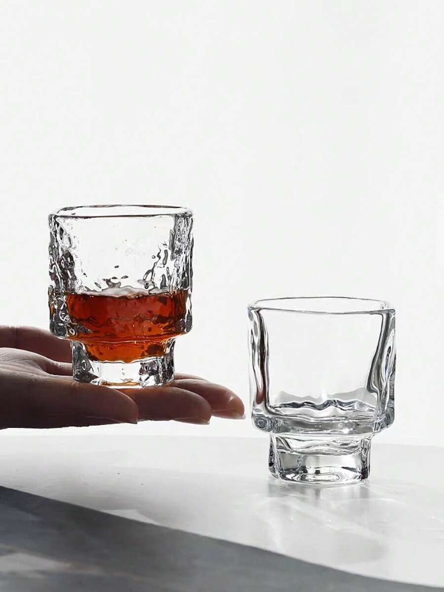 扭曲造型烈酒杯、极简主义葡萄酒杯、锤纹烈酒杯、一口大小的烈酒杯、威士忌酒杯、家庭聚会葡萄酒杯、玻璃烈酒杯、高雅葡萄酒杯、创意迷你吧、奢华之选，适用于酒吧、餐厅、KTV、俱乐部 - 彩色 - 查看 1