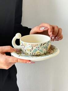 一套复古花卉咖啡杯碟,大容量复古陶瓷咖啡杯碟套装,创意手柄设计,宽口杯型,适合盛放早餐、牛奶、酸奶等,适用于餐厅、咖啡馆,可用洗碗机清洗,方便实用。 - 彩色 - 查看 10