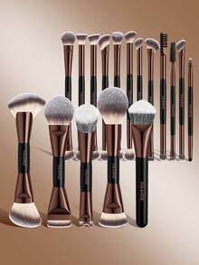 MAANGE 17/18件套专业软毛铝管化妆刷套装，包含17支化妆刷+1个收纳盒，包括粉底刷、眼影刷、眉刷、晕染刷、高光刷、遮瑕刷，适用于粉状、液状、膏状化妆品，适合日常使用和旅行携带，是送给朋友的化妆工具好礼。 - 彩色 - 查看 13