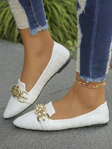 1 Pair Fashion Metal Decor Pointed Toe Women's Low Heel Flat Slip-On Ballet Shoes, Suitable For Spring/Autumn Daily Wear, Commuting, Office, White/Beige Flat Shoes For All Seasons - White Mig - View 6