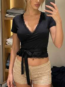 Cross Wrap Tie Top For Women Y2k Fairy Lace Trim Crop Top Ruched Shirts Short Sleeve V-Neck Slim Fit Tie Ballet Yoga Workout T Shirts Coquette Blouse Summer Sexy Going Out Tops Party Club Daily Streetwear - màu đen - Xem 1