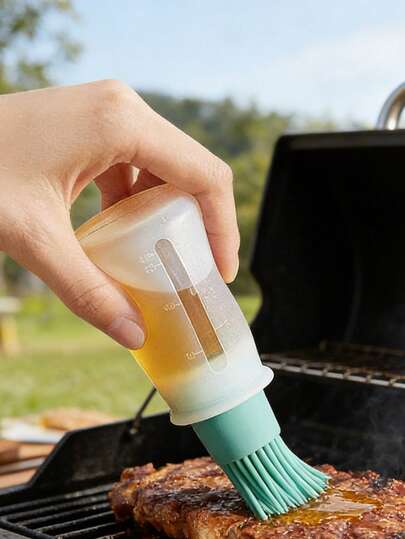 1pc Silicone Oil Bottle Brush With Cap, Graduated Barbecue Brush, Sauce Brush, Butter Brush, Built-In Storage Space - High Temperature Resistant, Non-Slip Handle, Suitable For Kitchen Cooking And Outdoor Barbecue, Camping, Oil Storage Compartment, Kitchen Tools.