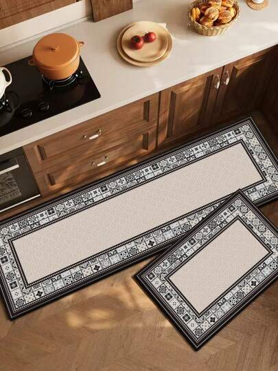 1개 실리카겔 주방 바닥 매트, 섬세한 패턴과 함께 메인 색상으로 은은한 베이지 톤을 특징으로 하며, 검정, 흰색, 회색 톤의 빈티지 타일 디자인으로 다층 테두리로 둘러싸여 우아한 유럽 또는 모로코 타일 모자이크 스타일을 선보입니다. 주방, 욕실, 현관, 세탁실, 침실, 거실 및 기타 장식 시나리오에 적합합니다.