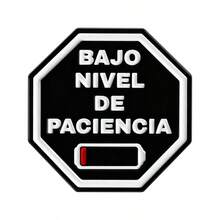 Ghim cài áo hình biển báo cảnh báo đen trắng ngộ nghĩnh, độc đáo, trang trí cho ba lô, áo khoác, quà tặng sinh nhật, ngày Valentine, phù hợp với áo sơ mi, áo khoác ngoài, ba lô, mũ, lý tưởng cho trường học, phụ kiện văn phòng, áo sơ mi, trang sức, trang phục Halloween. Dễ thương và vui nhộn, tuyệt vời làm quà tặng Ngày Nhà giáo, cũng là một chiếc ghim trang trí cho quần áo và túi xách, phù hợp cho trường học, văn phòng, áo sơ mi, áo khoác, Giáng sinh, Halloween và các dịp khác. - Nhiều màu - Xem 9