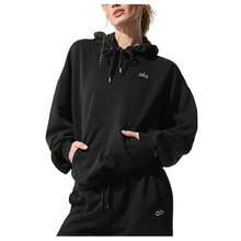 Alo Yoga Women's Accolade Hoodie | Premium Heavyweight French Terry Fleece Sweatshirt | Luxury Soft Oversized Hooded Pullover | Classic Athletic Streetwear Essential | Urban Fashion Loose Fit Casual Lounge Wear With Signature Chrome Logo - Black - View 3