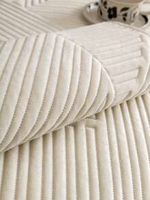 1 pieza Funda de cojín de sofá de peluche bordada con diseño romántico de temporada de bodas, funda de sofá con patrón geométrico de líneas y flores de unicolor, antideslizante y antiarañazos, adecuada para todas las estaciones, fácil de limpiar, decoración del hogar para días festivos, se ajusta a sofás de 1/2/3/4 plazas - Beis - Ver 8