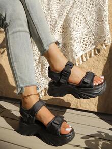 FRIFUL Sandalias deportivas de plataforma y cuña de verano para mujer, con correa de gancho y bucle, unicolor, cómodas para estudiantes - Negro - Ver 6