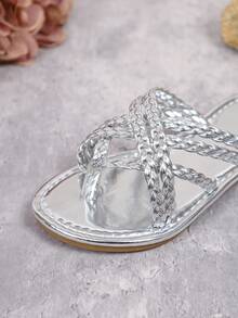 2026新款夏季时尚舒适金属亮片编织人字拖 - 銀色 - 查看 6