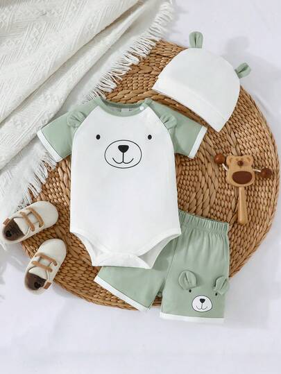 三件套婴儿服装，新生儿小熊图案短袖连体衣（带按扣领口）+短裤+耳朵帽，适合婴儿日常穿着