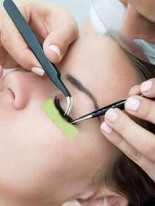 1 Roll Eye Makeup Tool Kit, Includes Eyeshadow Stickers, Breathable Eyeliner Pen, Eyelash Extension Paper Stickers, Invisible Face Makeup Tape, Instant Face Practice Makeup Tape, Face Lifting Plastic Tape, Eyeshadow Tape, Eyeliner Pen Tape (1.25cm*4.5m), Makeup Tools, Eyelash Tools, Face Lifting Tools - Multicolor - View 2