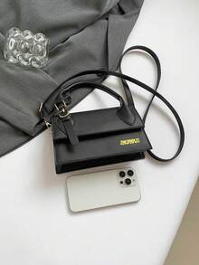 纯色PU皮革拼接蝴蝶结设计方形翻盖斜挎包，适合女性日常通勤、购物、旅行、聚会、夜店、度假、生日礼物等场合。 - 黑色 - 查看 6