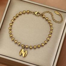 26 piezas Pulsera con dijes de letras iniciales, pulsera de acero inoxidable con cuentas doradas con letras de burbuja, adecuada para uso diario de mujeres, la caja de regalo es solo para fines de fotografía - Dorado - View 14