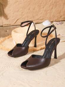 On feet& in love Sandalias elegantes con correa para mujer, diseño de punta abierta versátil, tacones altos delgados y sexys, atuendos de primavera y verano - Marrón - Ver 5