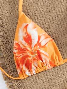 Bộ đồ mùa hè mới về: Áo croptop cổ chữ V in hoa gợi cảm và quần short, set 4 món phối hợp hoàn hảo cho kỳ nghỉ biển. - trái cam - Xem 7
