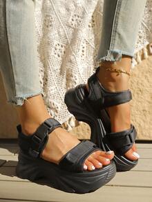 FRIFUL Sandalias deportivas de plataforma y cuña de verano para mujer, con correa de gancho y bucle, unicolor, cómodas para estudiantes - Negro - Ver 4