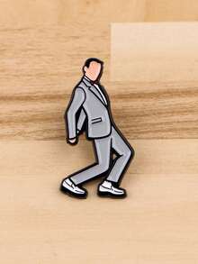 1件趣味人物珐琅胸针，电视节目主题，松树图案，翻领别针，背包装饰，时尚饰品，朋友礼物 - 灰色 - 查看 5