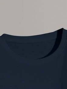 Áo thun nam tối giản in chữ "God Is King" cổ tròn tay ngắn, màu xanh navy, thích hợp cho mùa hè. - Màu xanh hải quân - Xem 4