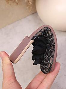 1 Pair Girls' Mesh Embroidered 3D Flower Peep-Toe Flat Sandals, Suitable For Spring And Summer, Princess Shoes - Black - View 9