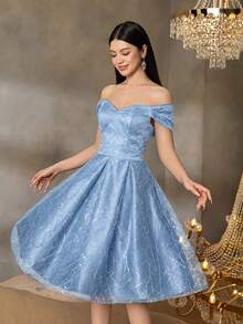Vestido de fiesta de hombros descubiertos y longitud media de Alisa&Leo - Adecuado para galas de verano, bailes de graduación y eventos formales escolares - Celeste - Ver 1