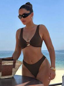 Nuevo Llegada Conjunto de Bikini de Vacaciones Sexy con Decoración Asimétrica, Tiras Gruesas y Diseño Hueco en la Parte Delantera, Bestseller de Moda, unicolor para Playa y Verano - Marrón - Ver 2