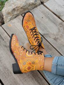 Botas occidentales de media pantorrilla bordadas para mujer, botas de moda de cuero sintético, calzado para mujer - Amarillo - Ver 2