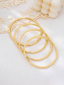 4件套极简金色不对称几何纹理手镯套装，适合女性，粗犷光滑哑光金属和锌合金材质手镯套装 - 金黃色 - 查看 4