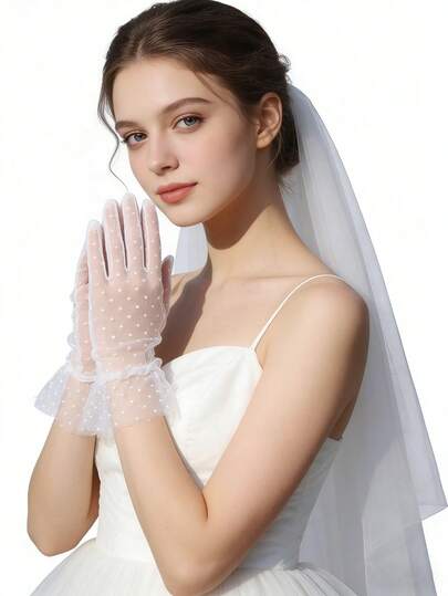 Black Dot Short-Style Lace Gloves For Girl, Suitable For Wedding And Bridal Wear. Wedding And Bridal Petticoat-Style Lace Gloves.